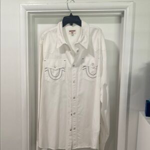 Men’s Pre loved True Religion long sleeve dress shirts. Size XXL